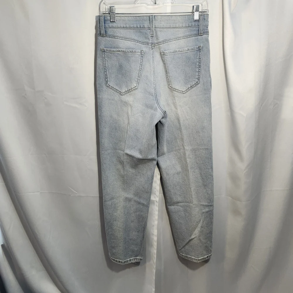 SO Women's Light Wash Ankle Jeans